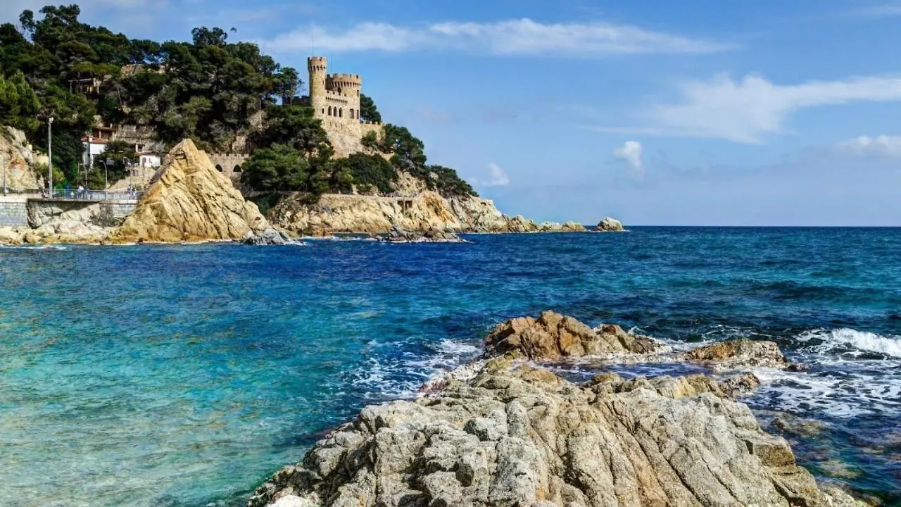 Homeholidaysrentals Blanesmar - Costa Brava Spain